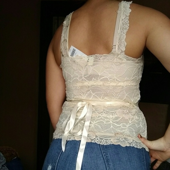 Banana Republic floral top - Picture 4 of 6